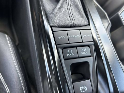 New 2026 Toyota Camry SE FWD image 21