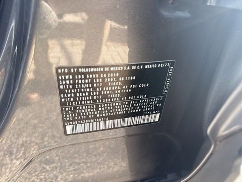 Used 2022 Volkswagen Tiguan S image 6