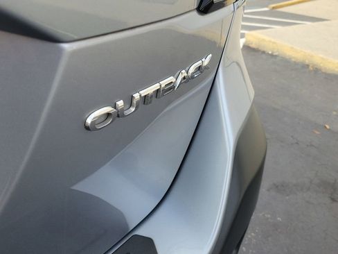 Used 2020 Subaru Outback Limited w/ Popular Package #2 image 6