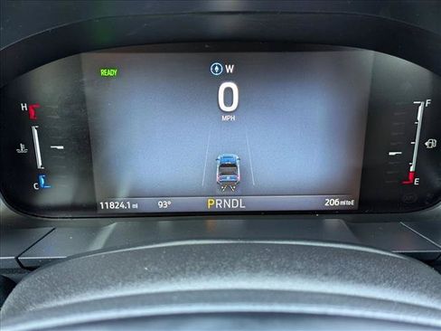 Certified 2025 Ford Maverick XLT FWD image 11