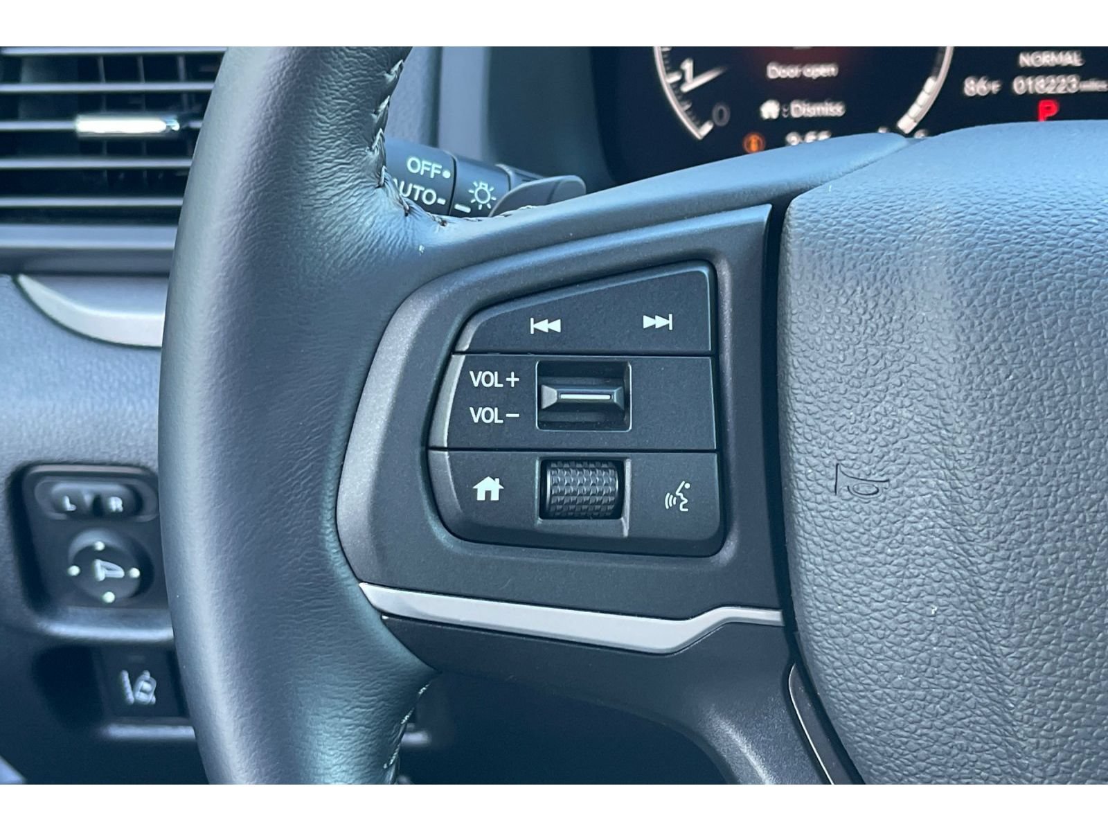 Certified 2024 Honda Ridgeline RTL image 34