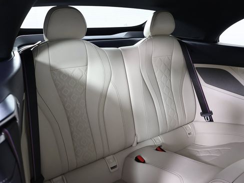 Used 2022 BMW M8 Competition w/ M Carbon Exterior Package image 38