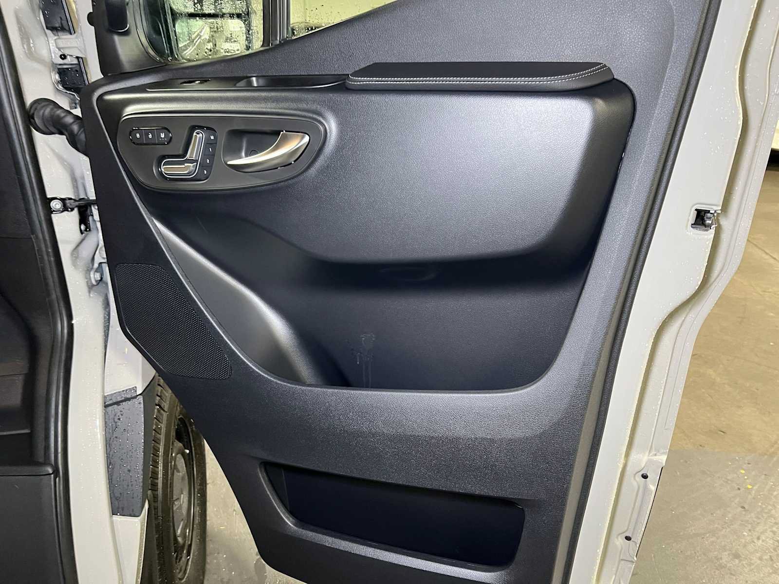 Used 2026 Mercedes-Benz Sprinter 2500 image 53