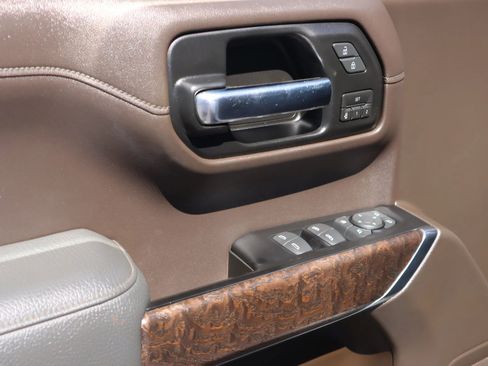 Used 2019 GMC Sierra 1500 Denali w/ Denali Ultimate Package image 20