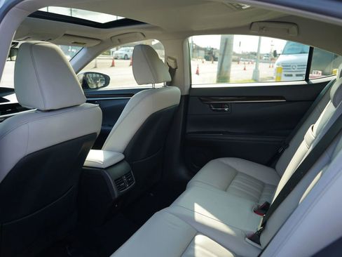 Used 2017 Lexus ES 350 FWD image 17