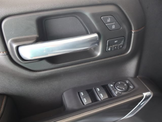 Used 2021 GMC Sierra 1500 AT4 w/ AT4 Value Package AWD/4WD image 19