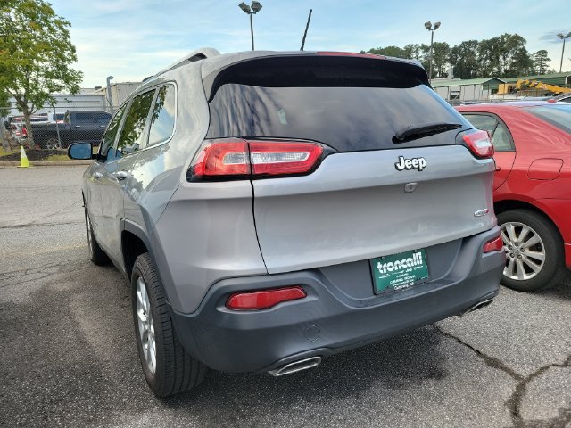 Used 2015 Jeep Cherokee Latitude FWD image 8