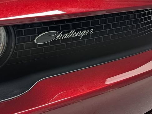 Used 2021 Dodge Challenger R/T Scat Pack RWD image 3