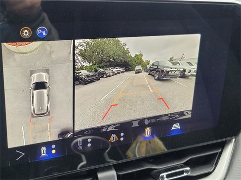 New 2026 Chevrolet Equinox LT w/ Safety and Technology Package image 23