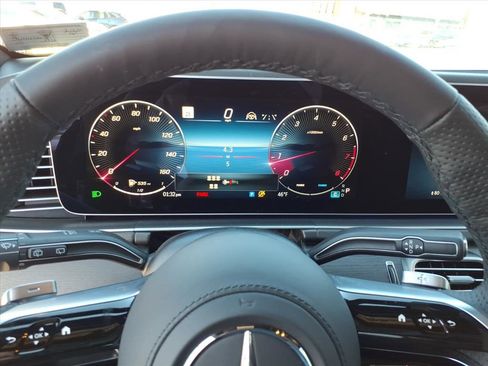 New 2026 Mercedes-Benz GLS 580 4MATIC image 18