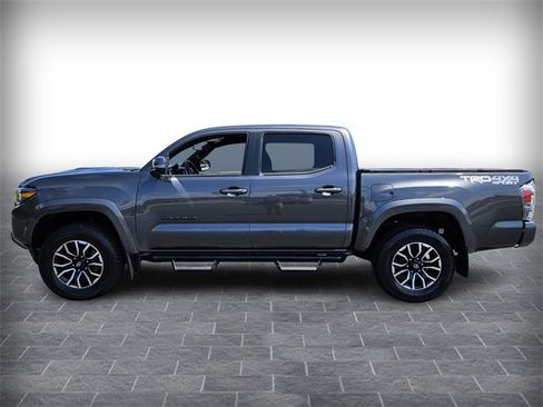 Used 2023 Toyota Tacoma TRD Sport image 4