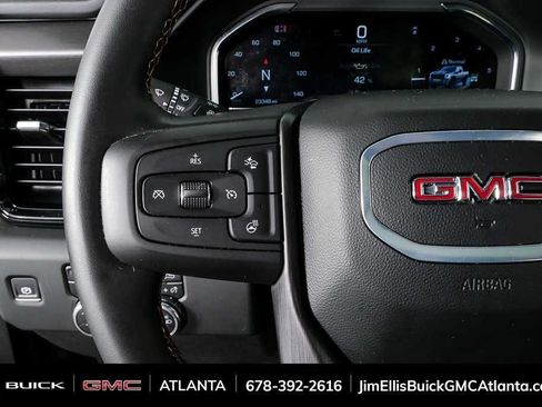 Used 2024 GMC Sierra 2500 AT4 w/ AT4 Premium Plus Package AWD/4WD image 10