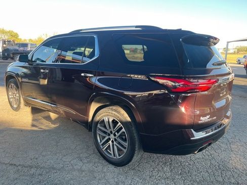 Used 2023 Chevrolet Traverse High Country w/ LPO, Floor Liner Package image 6