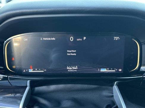 Used 2023 Jeep Wagoneer 4WD image 27