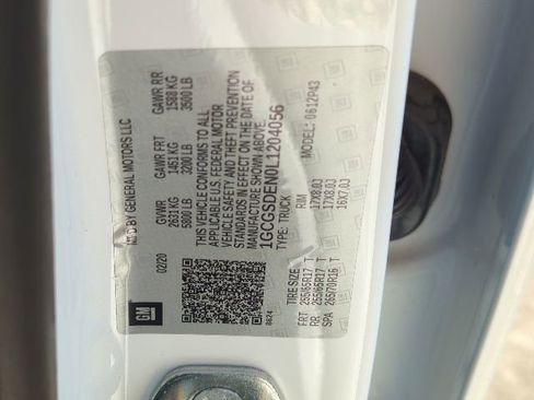 Used 2020 Chevrolet Colorado Z71 image 32