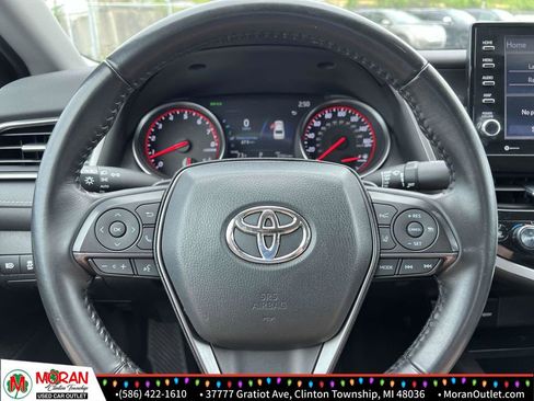 Used 2023 Toyota Camry XSE image 17