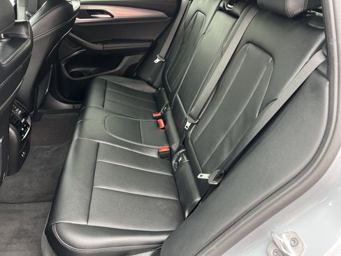 Used 2025 BMW X4 xDrive30i image 21