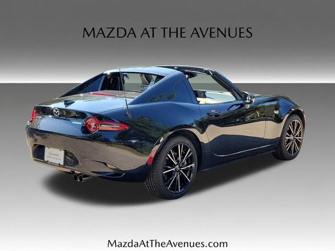 New 2026 MAZDA MX-5 Miata RF Grand Touring RWD image 4