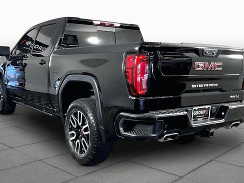 Used 2023 GMC Sierra 1500 AT4 w/ AT4 Premium Package AWD/4WD image 12