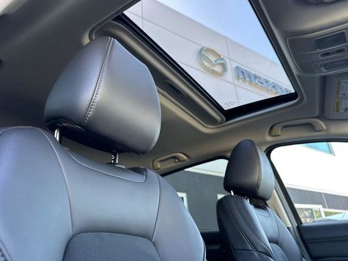 Used 2018 MAZDA CX-5 Touring w/ Preferred Equipment Package image 17