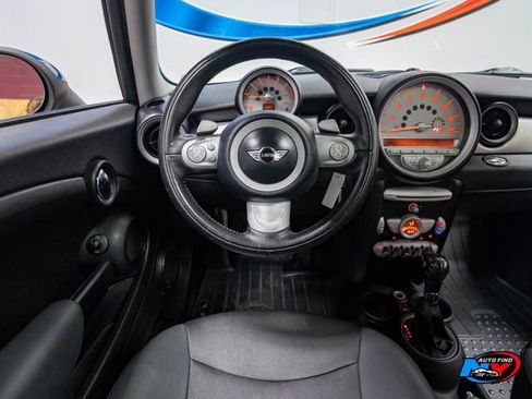 Used 2009 MINI Cooper Clubman Hardtop image 13