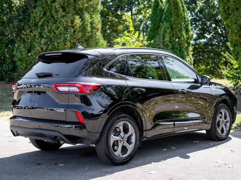 Used 2023 Ford Escape ST-Line w/ Tech Pack #1 image 5
