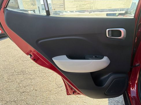 New 2026 Hyundai Venue SEL image 21