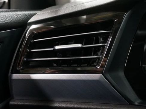 Certified 2023 Volkswagen Jetta SE image 26