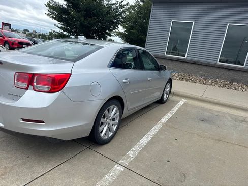 Used 2015 Chevrolet Malibu LT FWD image 5
