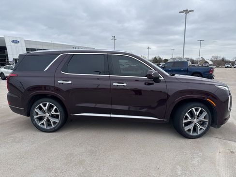 Used 2021 Hyundai Palisade Limited image 2