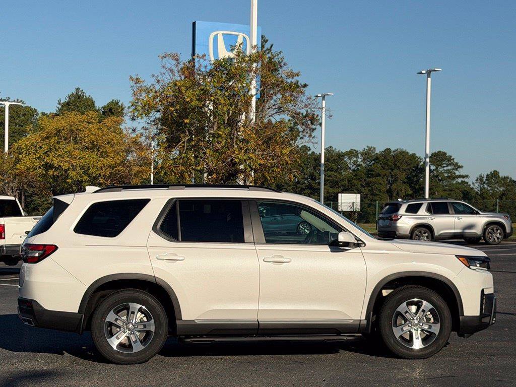 New 2026 Honda Pilot EX-L image 5