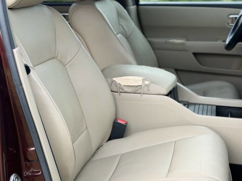 Used 2010 Honda Pilot Touring image 37