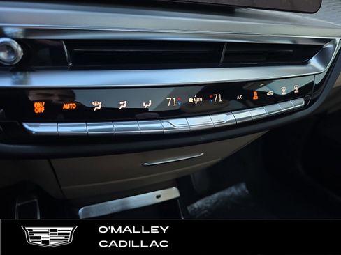 New 2026 Cadillac Lyriq Signature Luxury image 24