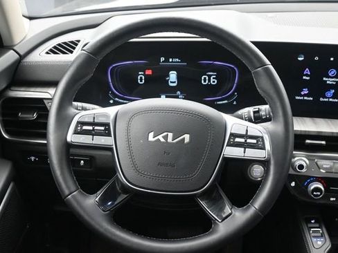 Used 2024 Kia Telluride EX w/ EX Captain's Chair Package AWD/4WD image 26