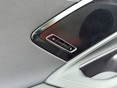 Used 2025 Chevrolet Corvette Z06 image 17