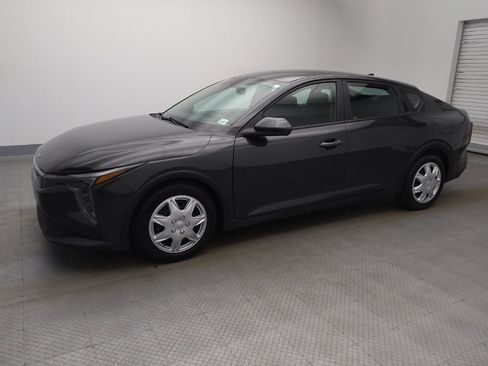 Used 2025 Kia K4 FWD image 2