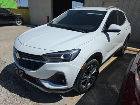 Used 2021 Buick Encore GX Essence FWD image 1