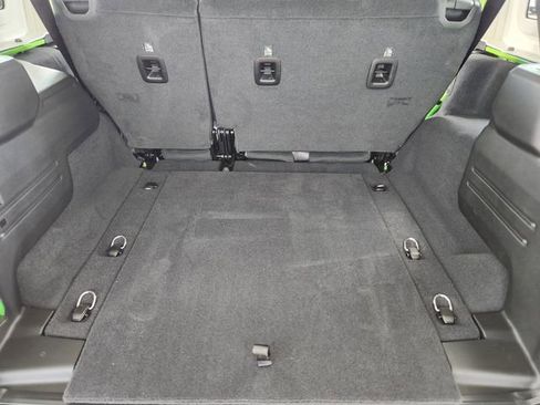 New 2025 Jeep Wrangler Unlimited Rubicon image 24