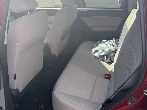 Used 2018 Subaru Forester 2.5i Premium AWD/4WD image 9