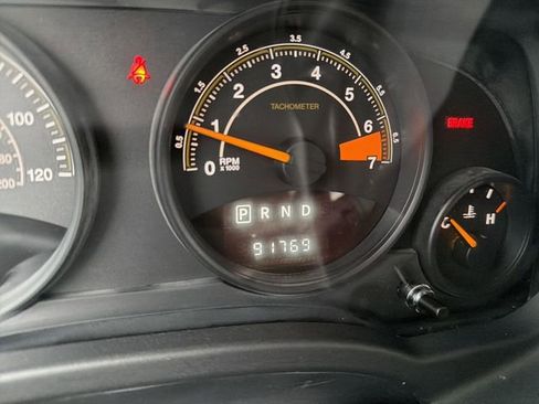 Used 2016 Jeep Patriot Latitude image 17