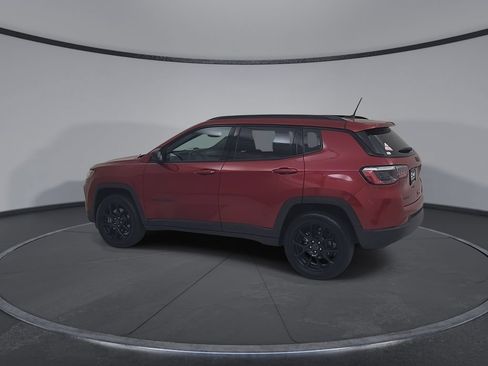 Certified 2025 Jeep Compass Latitude w/ Altitude Special Edition AWD/4WD image 12