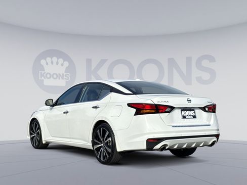Used 2020 Nissan Altima 2.5 Platinum image 4