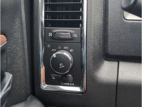 Used 2017 RAM 3500 Laramie image 30