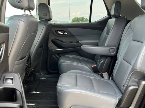 Used 2018 Chevrolet Traverse Premier w/ LPO, Floor Liner Package AWD/4WD image 13