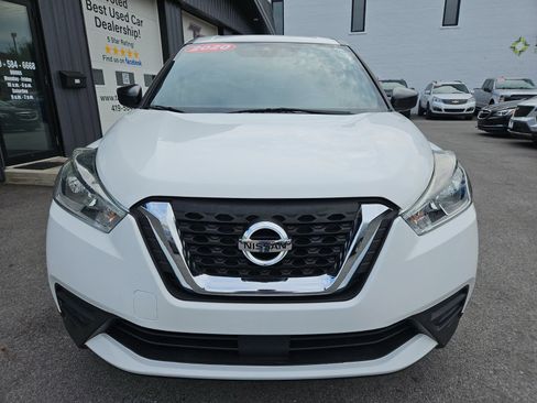Used 2020 Nissan Kicks S FWD image 11