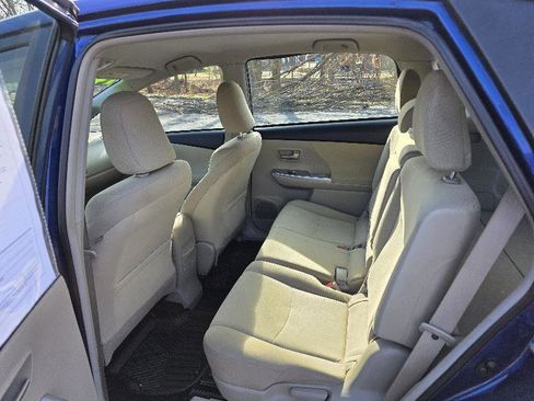 Used 2014 Toyota Prius V Three image 13