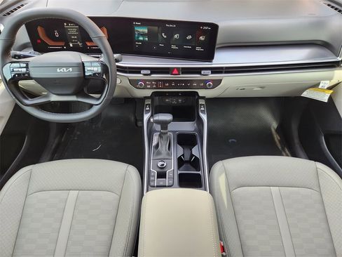 New 2026 Kia Sorento S image 18