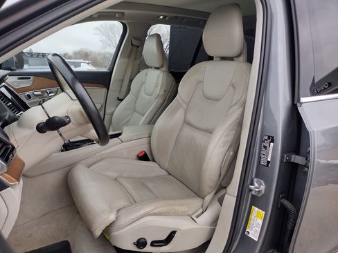 Used 2016 Volvo XC90 T6 Inscription image 2