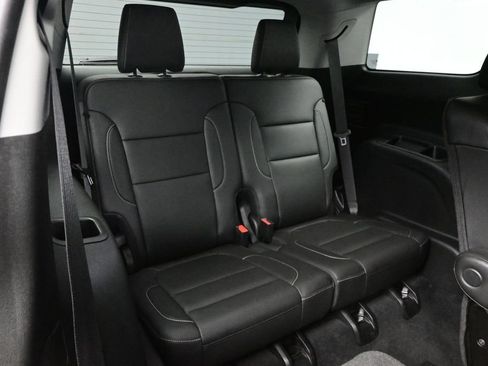 Used 2023 GMC Acadia SLT w/ Elevation Edition FWD image 36