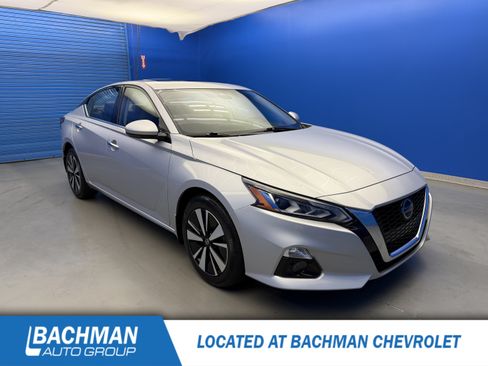 Used 2021 Nissan Altima 2.5 SL AWD/4WD image 1